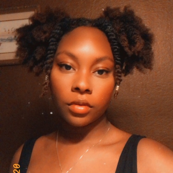 Meet your Posher, Raven - Picture 1 of 1